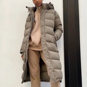 Aritzia Super Puff Coat in Modern Taupe